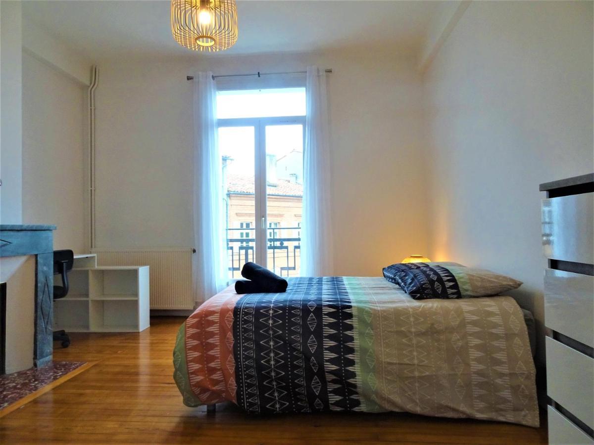 Chambre Privee Et Spacieuse Au Sein D'Un Logement Partage - Central, Quartier Villebourbon - 3 Chambres Doubles - 2 Balcons - Places De Stationnements Gratuites - 5 Min A Pied Gare Et Hypercentre Montauban Ngoại thất bức ảnh
